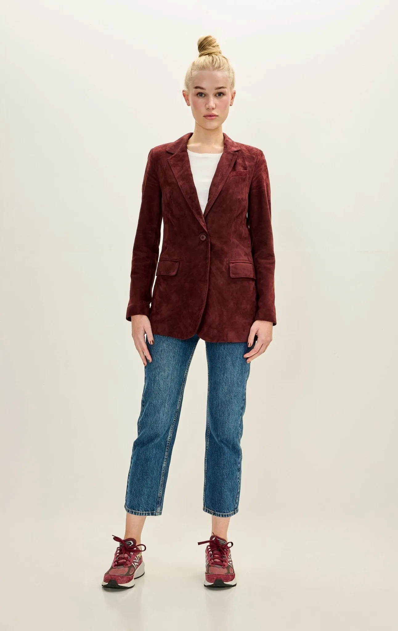 Lambskin Leather Suede Single Button Blazer - Burgundy